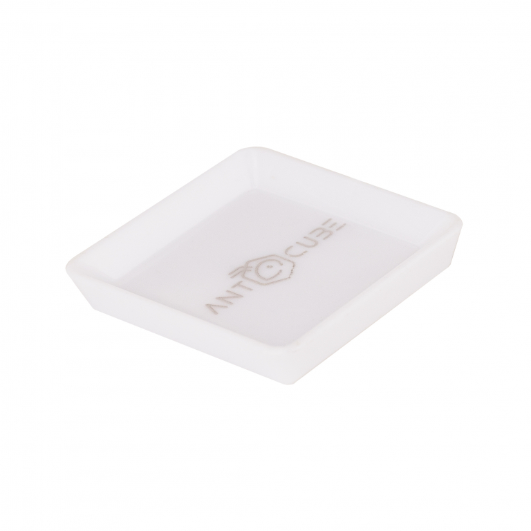 Feeding dish white square - 30x30